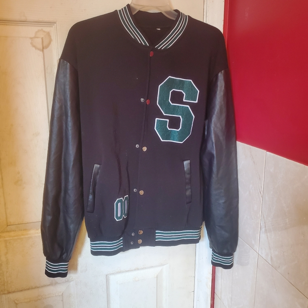 Women's Black & Green Bomber Jacket with Ribbed Cuffs Medium.